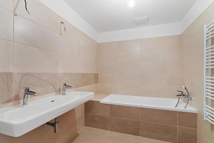 Prodej bytu 4+kk, Liberec, Dukelská, 141 m2