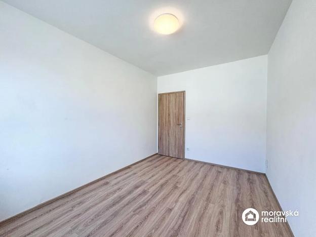 Prodej bytu 2+1, Vémyslice, 55 m2