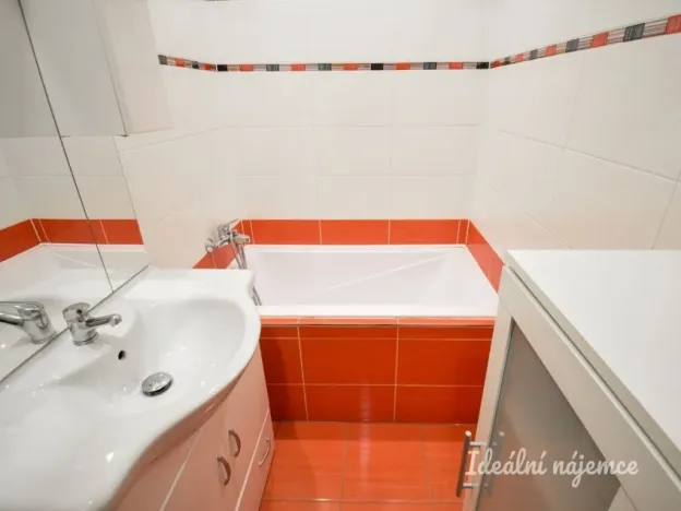 Pronájem bytu 2+kk, Brno - Židenice, Bořetická, 40 m2