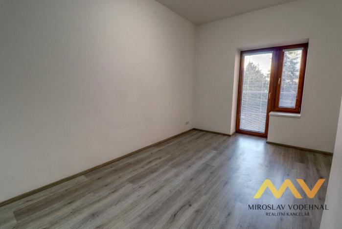 Pronájem bytu 2+kk, Pardubice - Zelené Předměstí, K Višňovce, 58 m2