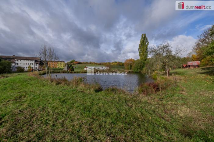 Prodej ubytování, Valeč - Kostrčany, 43069 m2