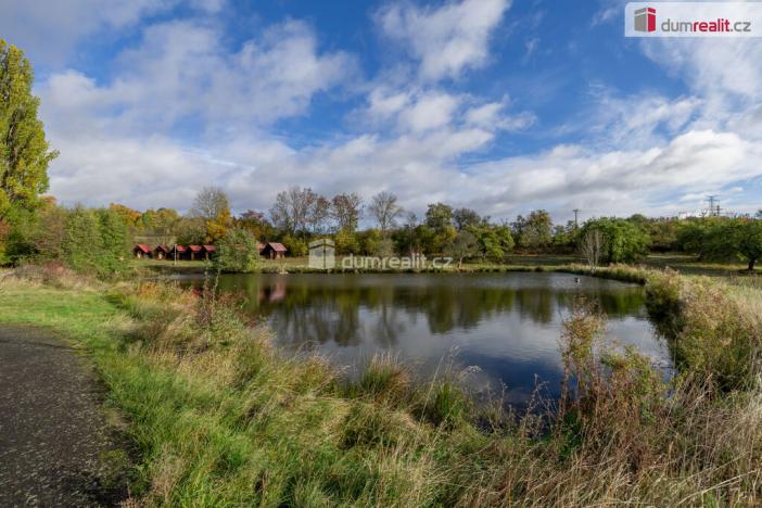 Prodej ubytování, Valeč - Kostrčany, 43069 m2