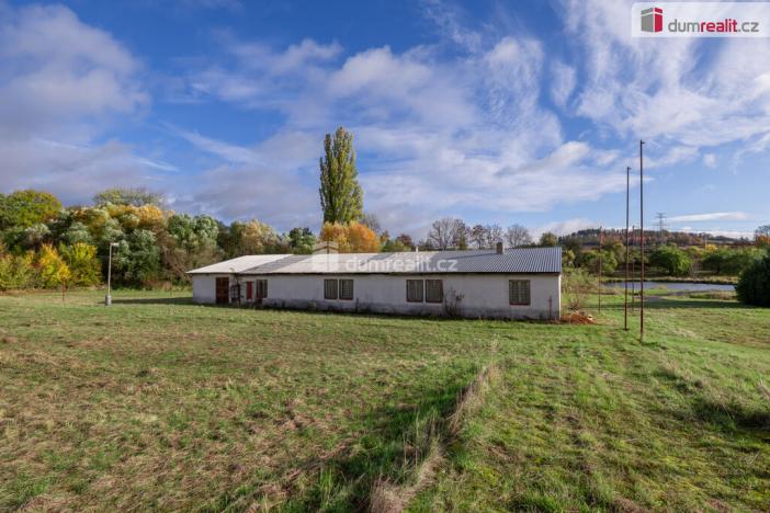 Prodej ubytování, Valeč - Kostrčany, 43069 m2