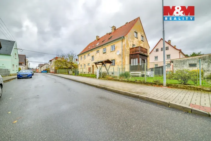 Prodej bytu 4+1, Velká Hleďsebe, Petra Bezruče, 80 m2