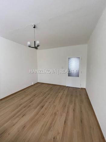 Pronájem bytu 2+1, České Budějovice - České Budějovice 3, Plzeňská, 50 m2