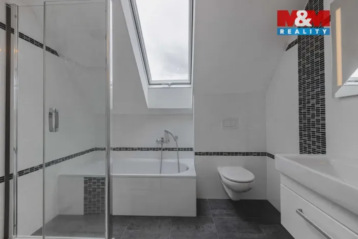 Prodej rodinného domu, Nýrsko, Pod Lesem, 174 m2