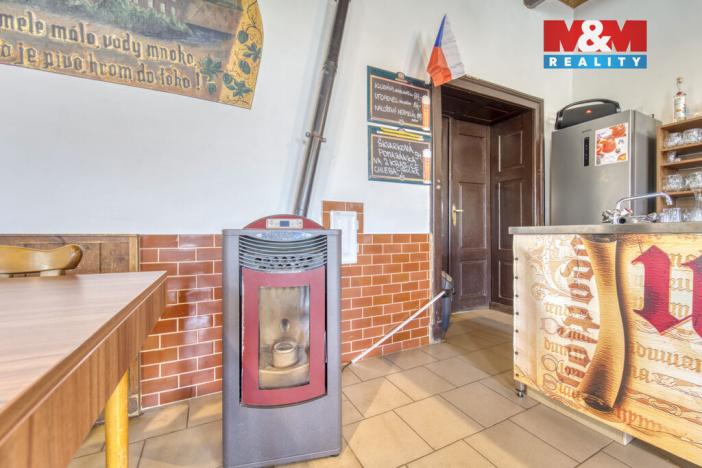 Prodej obchodního prostoru, Hradec Králové - Svinary, Podhůrská, 633 m2