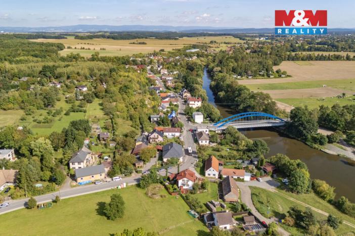 Prodej obchodního prostoru, Hradec Králové - Svinary, Podhůrská, 633 m2