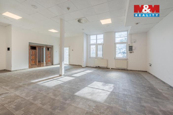 Prodej obchodního prostoru, Praha - Troja, Olštýnská, 450 m2