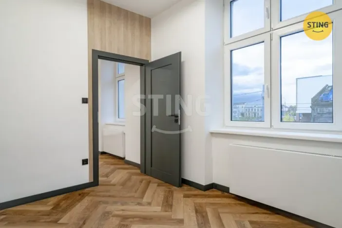Pronájem bytu 3+kk, Ostrava, Nádražní, 66 m2