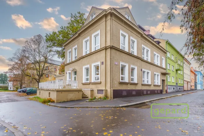 Prodej apartmánu, Sokolov, Svatopluka Čecha, 596 m2