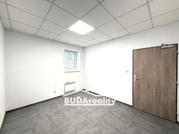 Pronájem kanceláře, Otrokovice, tř. Osvobození, 12 m2