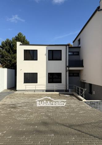 Pronájem kanceláře, Otrokovice, tř. Osvobození, 12 m2