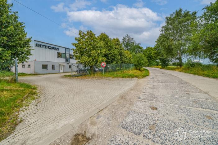 Prodej výrobních prostor, Krásno, Kladenská, 4900 m2