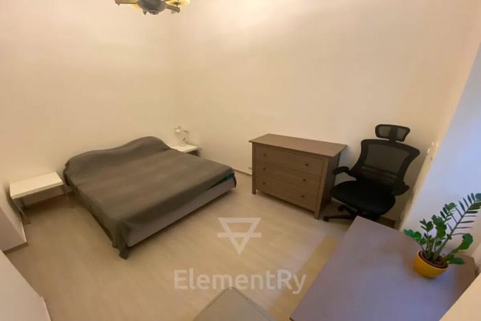 Pronájem bytu 2+kk, Hradec Králové, Komenského, 65 m2