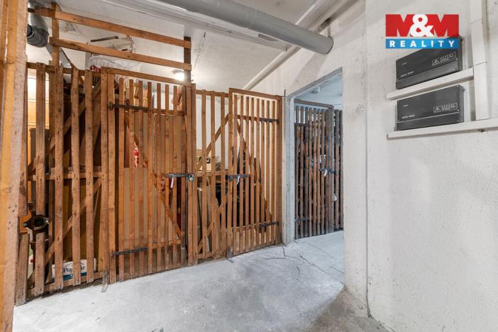 Prodej bytu 1+kk, Chlumec, Vyklická, 35 m2