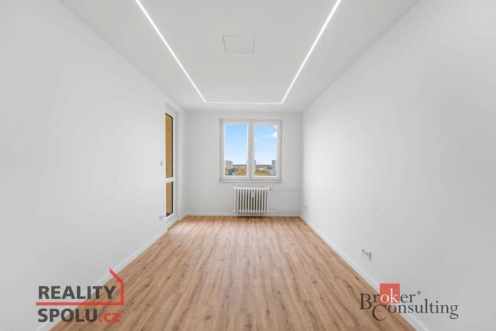 Pronájem bytu 2+kk, Pardubice - Zelené Předměstí, S. K. Neumanna, 53 m2