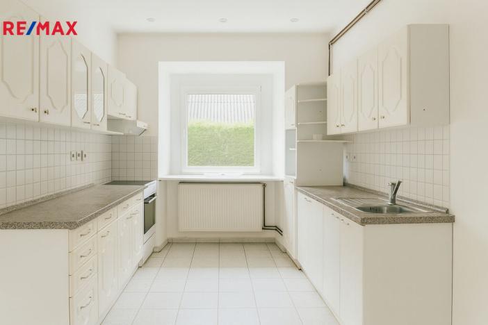 Pronájem rodinného domu, Slaný - Blahotice, 200 m2