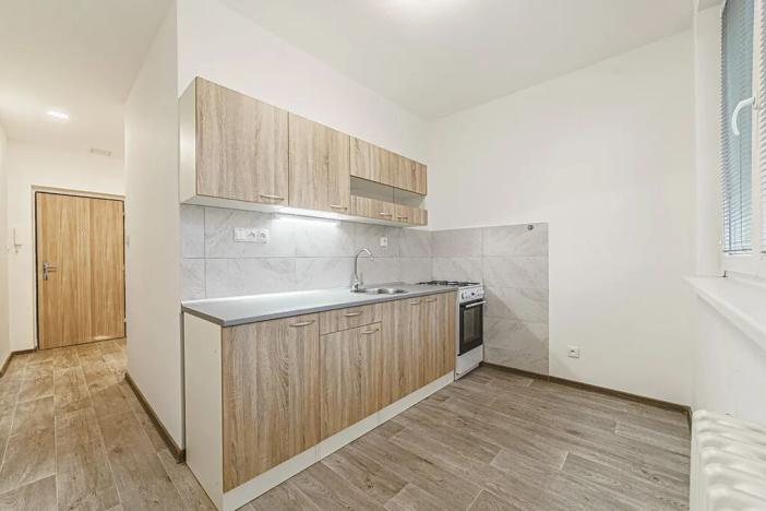 Pronájem bytu 1+1, Ostrava, Vietnamská, 36 m2