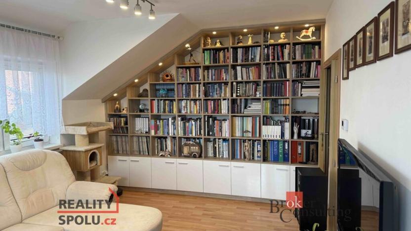 Prodej bytu 3+1, Sokolnice, Volejníkova, 79 m2