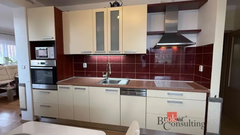 Prodej bytu 3+1, Sokolnice, Volejníkova, 79 m2