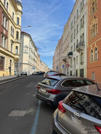 Pronájem bytu 2+kk, Praha, Řehořova, 70 m2