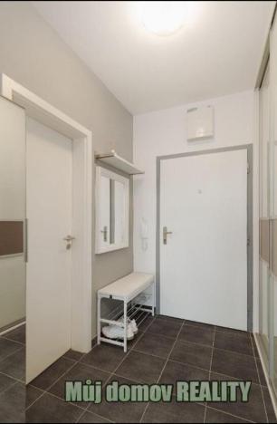 Pronájem bytu 2+kk, Praha - Žižkov, U staré cihelny, 54 m2