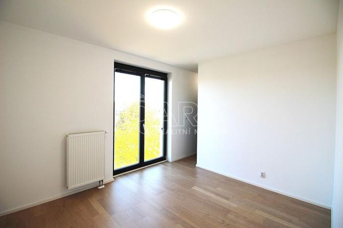 Pronájem bytu 3+kk, Praha - Kbely, Plzákova, 77 m2