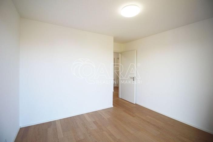 Pronájem bytu 3+kk, Praha - Kbely, Plzákova, 77 m2