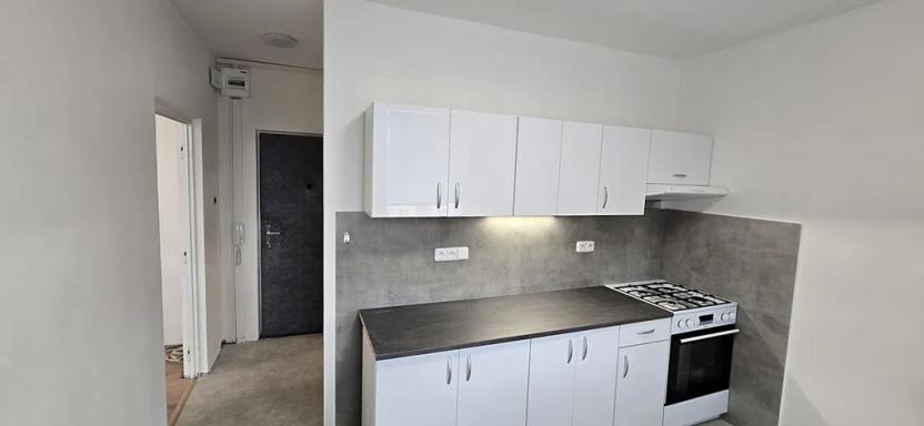 Pronájem bytu 1+1, Otrokovice, Polní, 35 m2