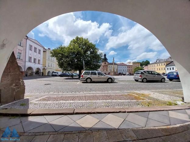 Pronájem obchodního prostoru, Hostinné, Náměstí, 22 m2