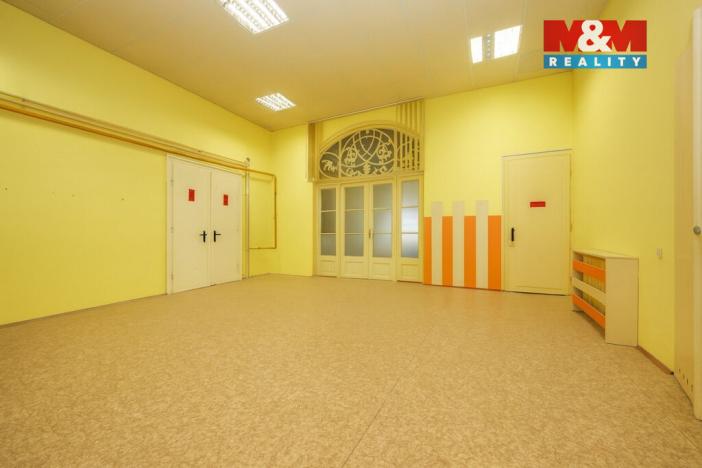 Prodej činžovního domu, Šumperk, nám. Míru, 1160 m2