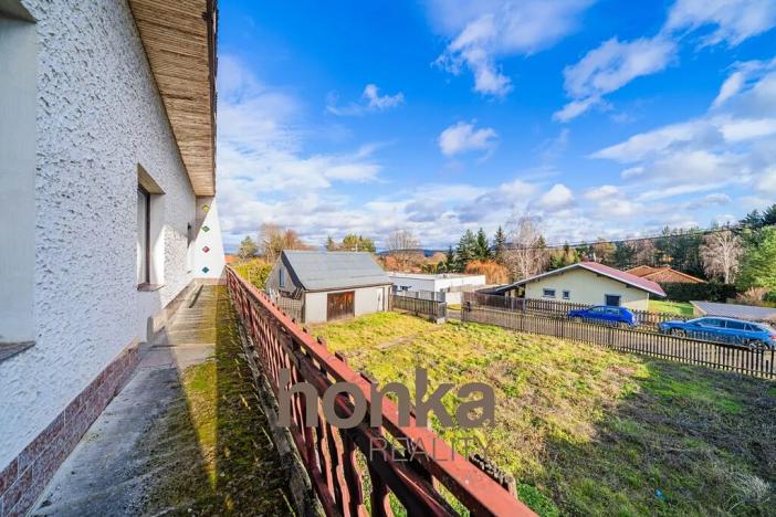 Prodej rodinného domu, Běštín, 193 m2