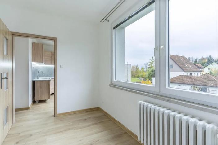 Pronájem bytu 3+1, Seč, Sídl. 9. května, 61 m2