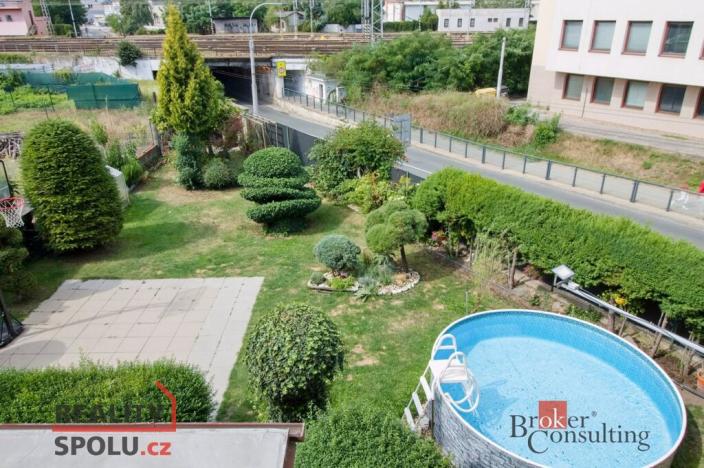 Prodej bytu 2+1, Hradec Králové - Pražské Předměstí, Gočárova třída, 68 m2