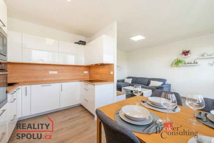 Pronájem bytu 3+kk, Praha - Střížkov, Varnsdorfská, 59 m2