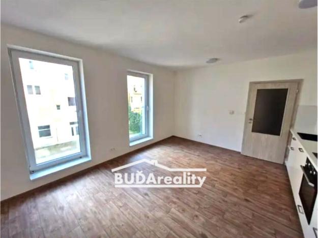 Pronájem bytu 2+kk, Zlín, Lorencova, 40 m2