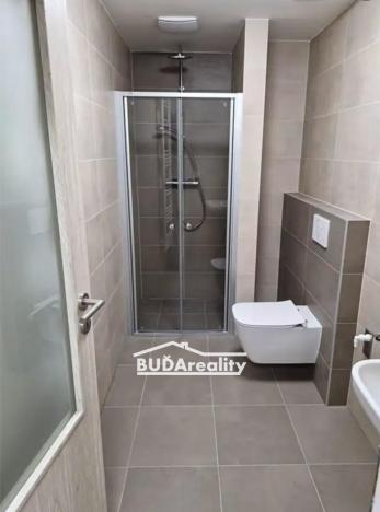 Pronájem bytu 2+kk, Zlín, Lorencova, 40 m2