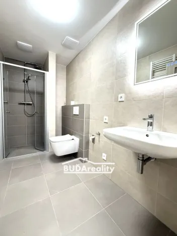 Pronájem bytu 2+kk, Zlín, Lorencova, 40 m2