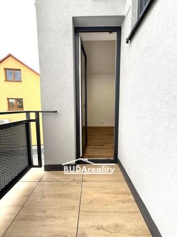 Pronájem bytu 2+kk, Otrokovice, tř. Osvobození, 40 m2