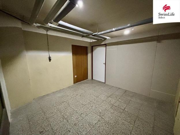 Pronájem skladu, Hradec Králové, třída Edvarda Beneše, 18 m2