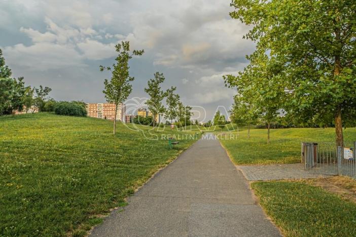 Prodej bytu 3+1, Praha - Chodov, Bachova, 72 m2