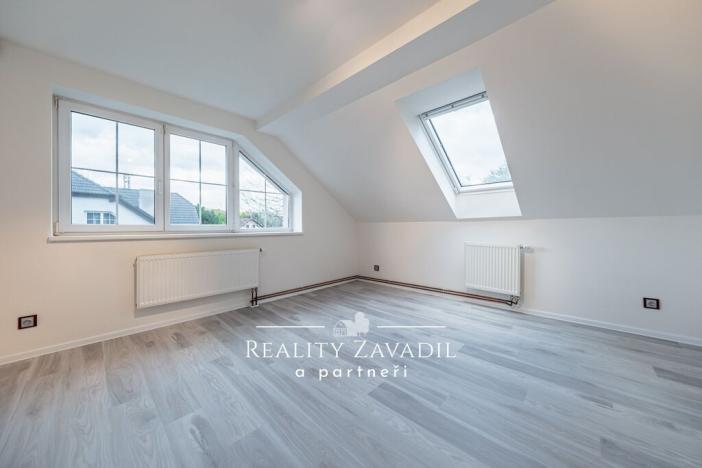 Prodej rodinného domu, Jesenice - Horní Jirčany, U vodojemu, 177 m2