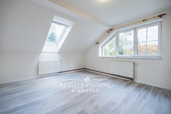 Prodej rodinného domu, Jesenice - Horní Jirčany, U vodojemu, 177 m2