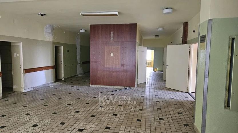 Prodej činžovního domu, Mariánské Lázně, Zeyerova, 2000 m2