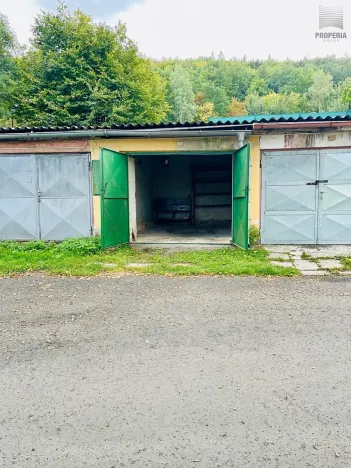 Prodej garáže, Karlovy Vary, Sládkova, 19 m2