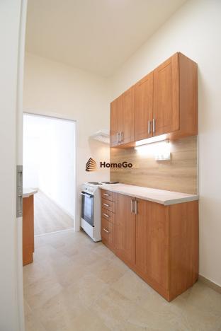 Pronájem bytu 1+kk, Praha - Nusle, Žateckých, 33 m2