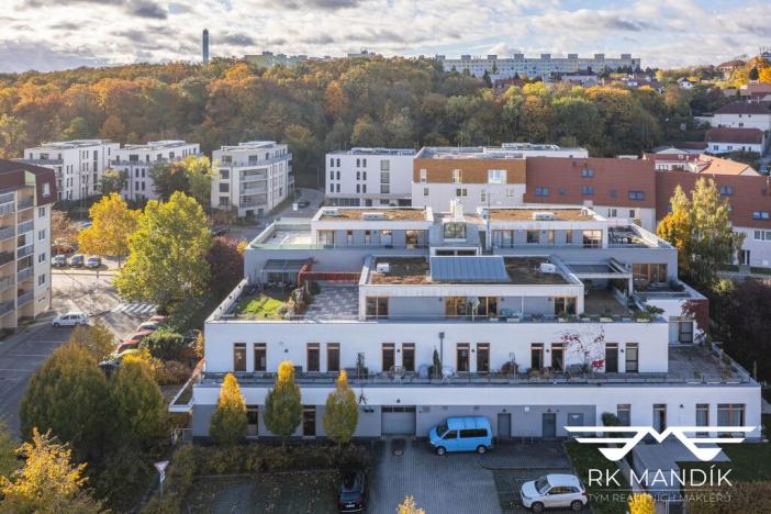 Pronájem bytu 3+kk, Odolena Voda, K Cukrovaru, 154 m2