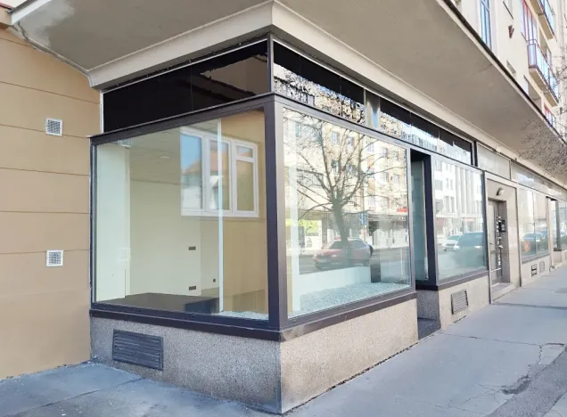 Pronájem obchodního prostoru, Hradec Králové, Gočárova třída, 83 m2