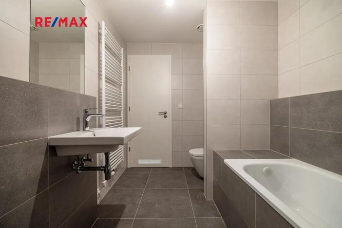 Prodej bytu 3+kk, Praha - Hrdlořezy, Českobrodská, 87 m2